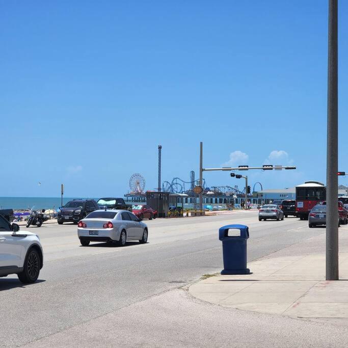 18Th Street - Galveston Seawall Close To Attractions! Remodeled!ヴィラ エクステリア 写真